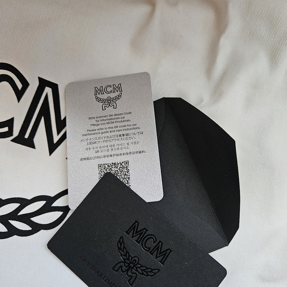 LAST DAY TO ENTER TO WIN A MCM TOTE NWT (Entry listing) - Picture 7 of 9